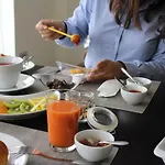 Da 2* مانتيغاز