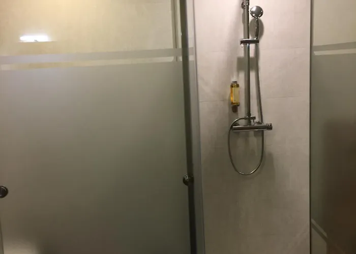 Otel Da 2*